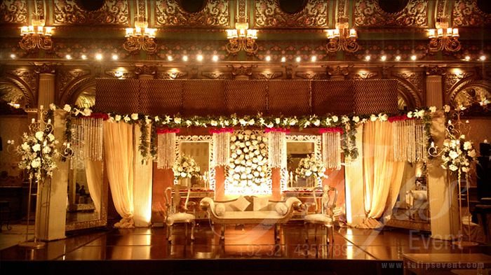 Chandeliers and Hanging Installations - Asian Events Lahore
